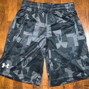 Under Armour big boy ball shorts